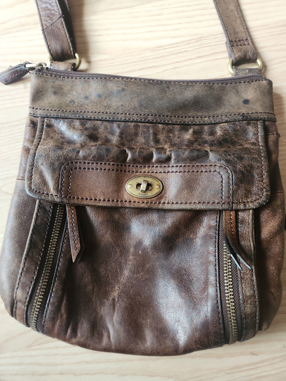 Fossil Distressed Brown Leather Crossbody with Concealed carry Front Zipper